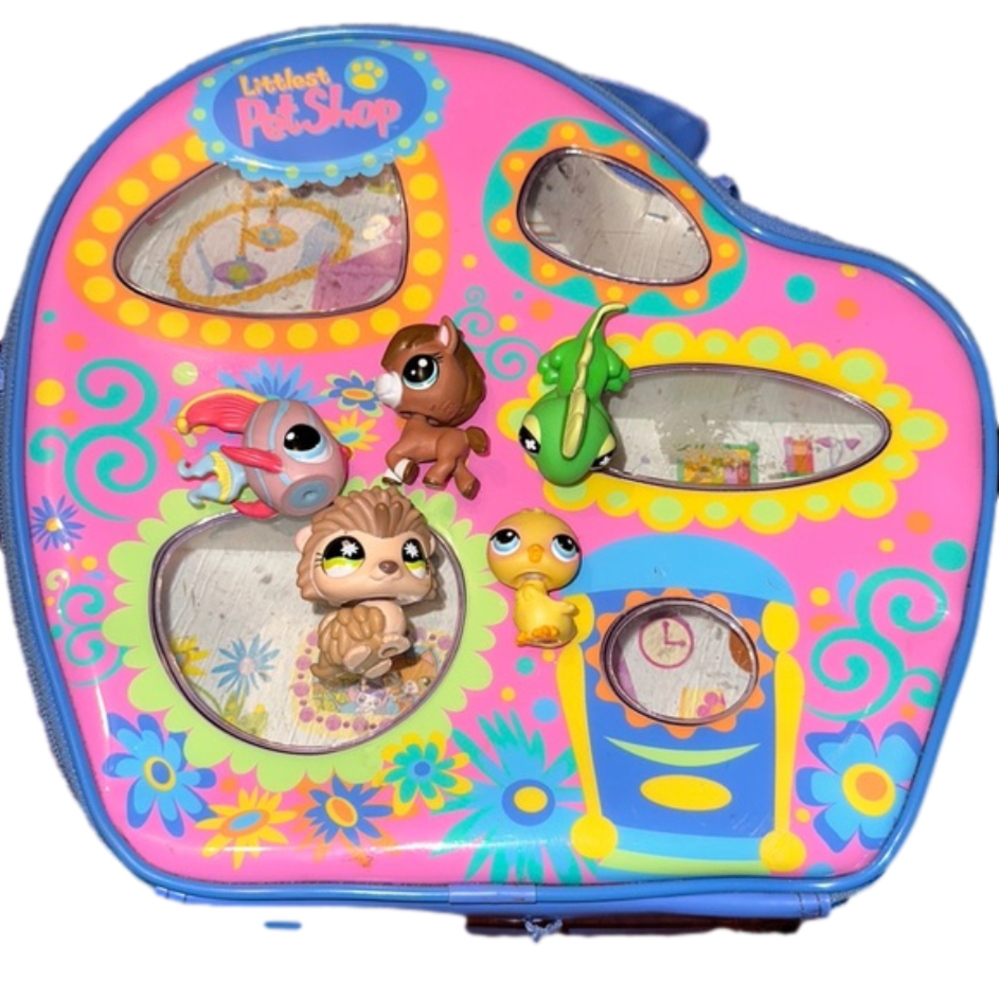 Littlest Pet Shop Case & Pets
